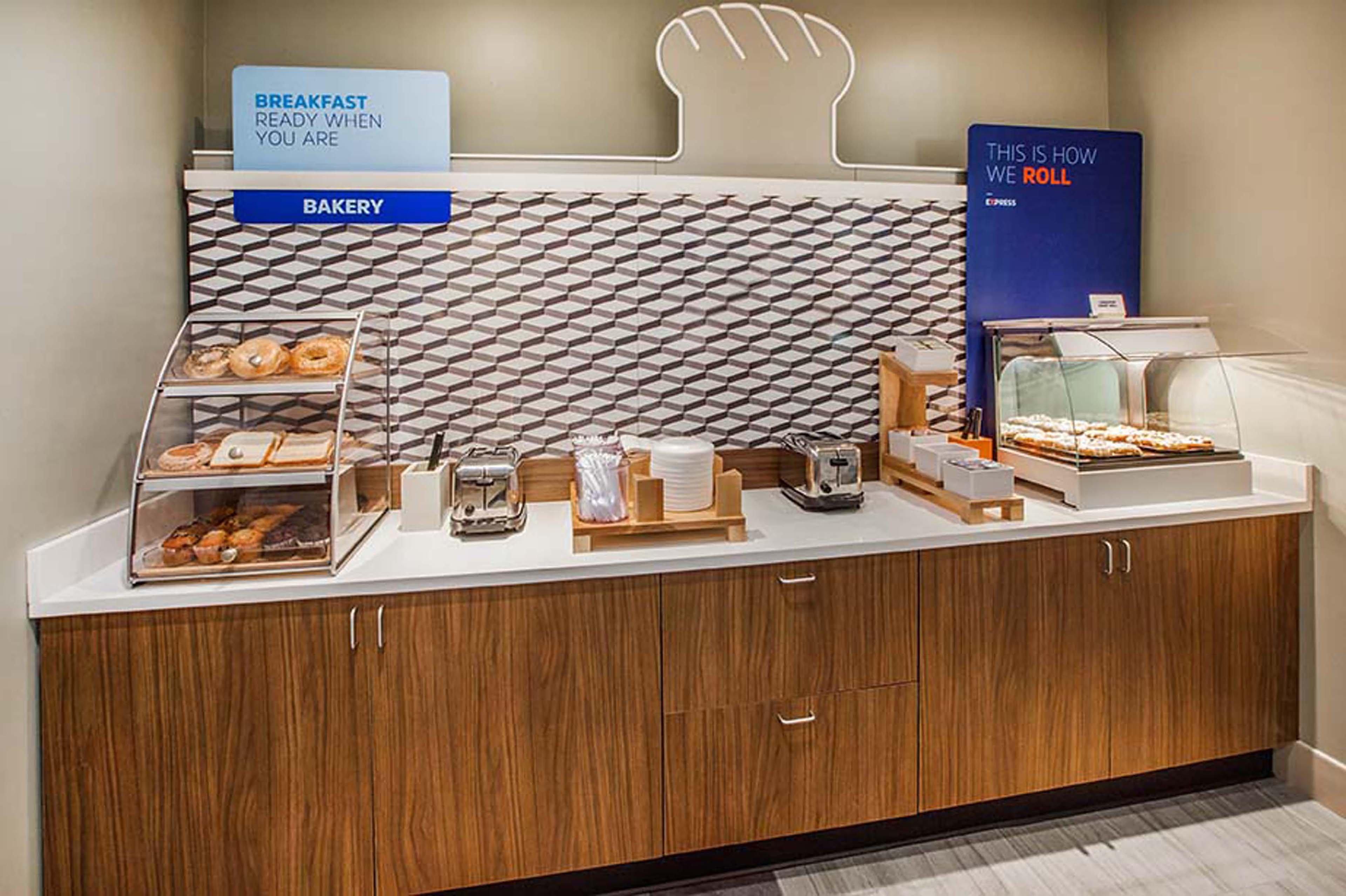 Holiday Inn Express Hotel & Suites - Paso Robles By Ihg Ngoại thất bức ảnh