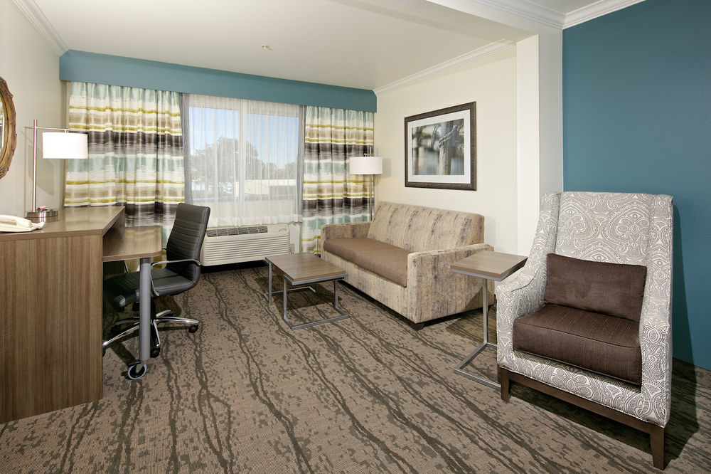 Holiday Inn Express Hotel & Suites - Paso Robles By Ihg Ngoại thất bức ảnh